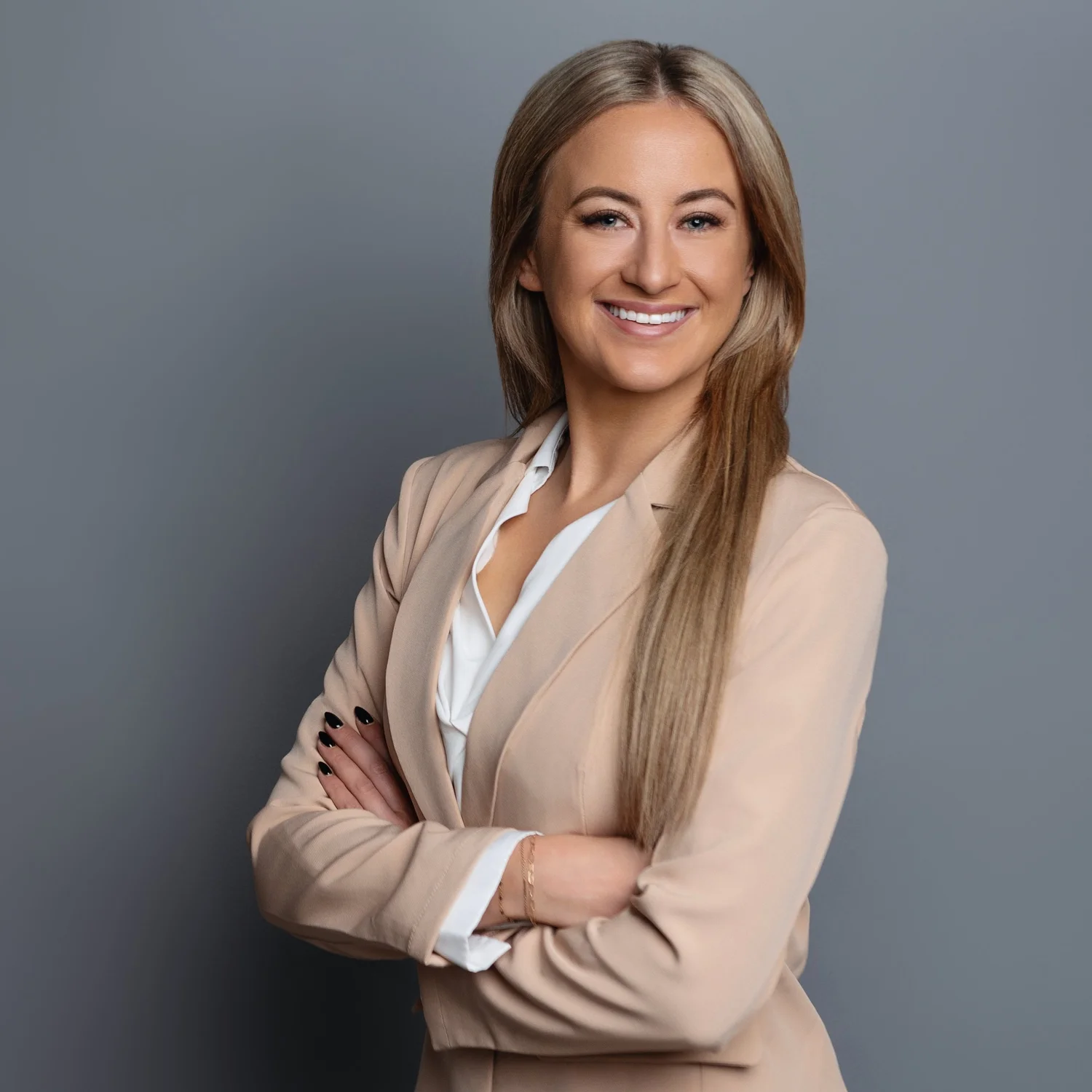 Amanda Gordon, Business Analyst